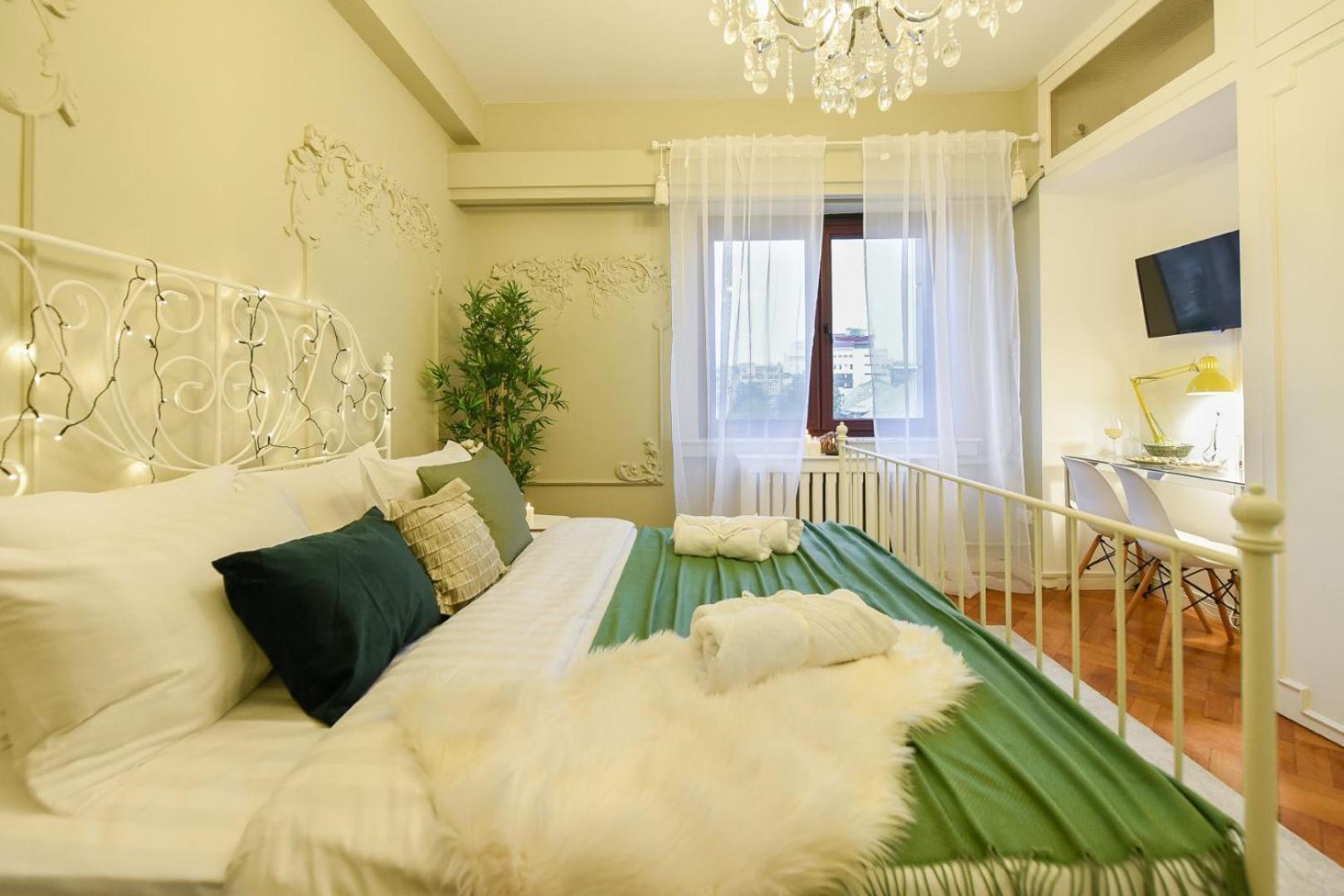 Cozy Studio Overlooking The Old Town Bucarest Exterior foto