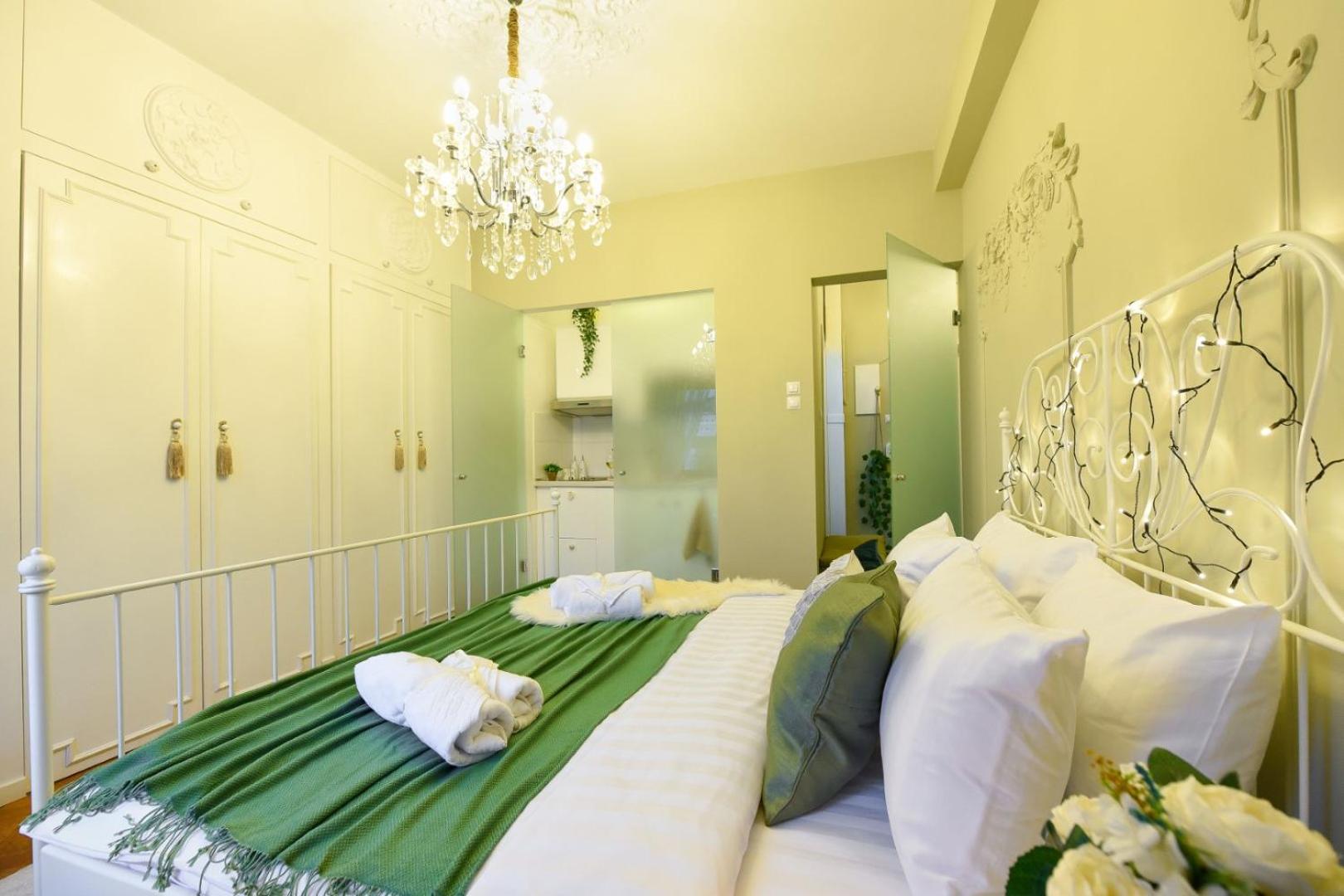 Cozy Studio Overlooking The Old Town Bucarest Exterior foto
